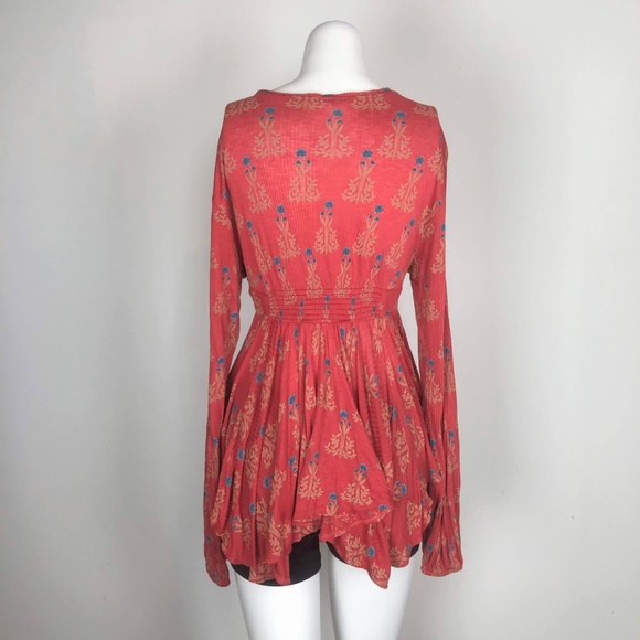 Free People Long Slv Pleated Floral Hi-Low Red Top - Picture 4 of 5